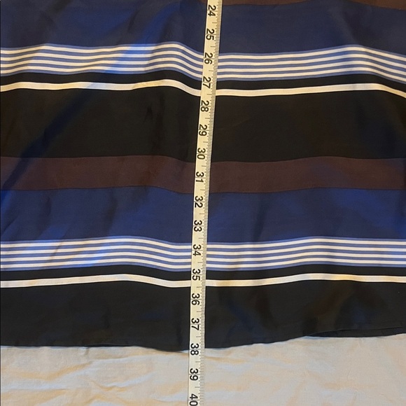 100% Silk Banana Republic Navy, Black, Brown, and White Sleeveless Dress - Picture 10 of 16